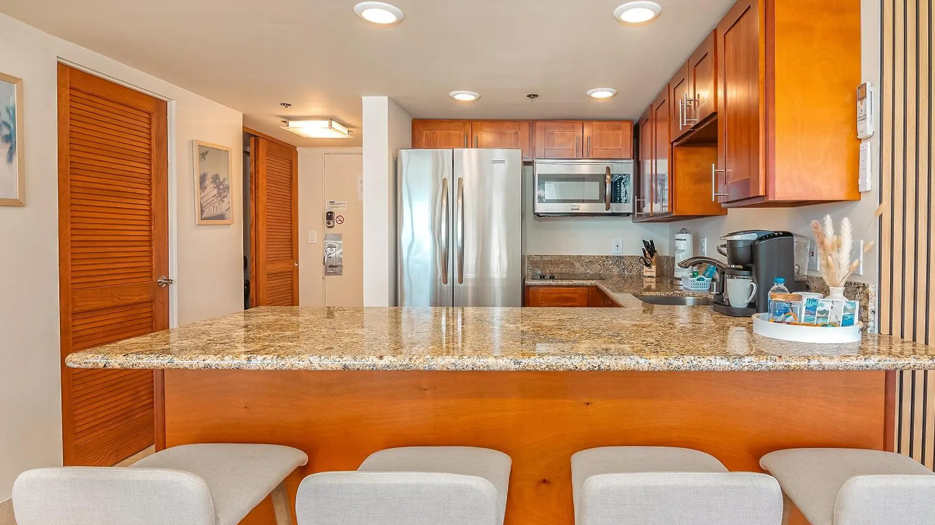 Upscale 2Br & 2Ba Ocean View In Waikiki With Parking! Apartman Honolulu 0*,  Amerikai Egyesült Államok
