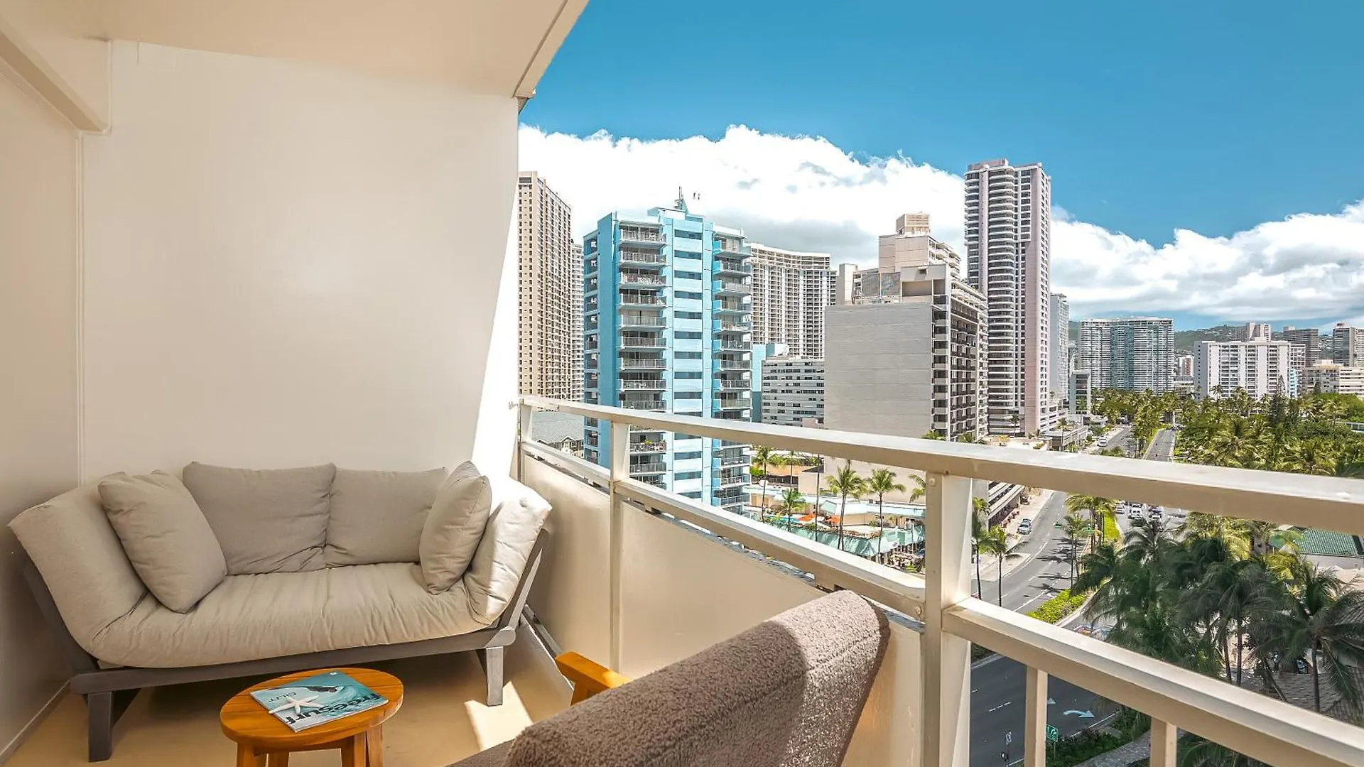 Upscale 2Br & 2Ba Ocean View In Waikiki With Parking! Apartman Honolulu 0*,