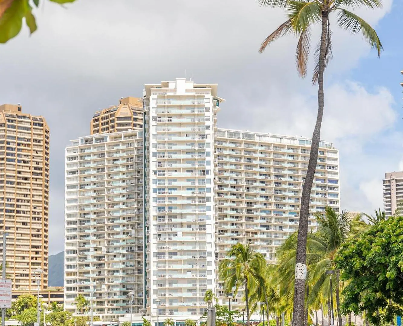 Upscale 2Br & 2Ba Ocean View In Waikiki With Parking! Apartman Honolulu 0*,  Amerikai Egyesült Államok